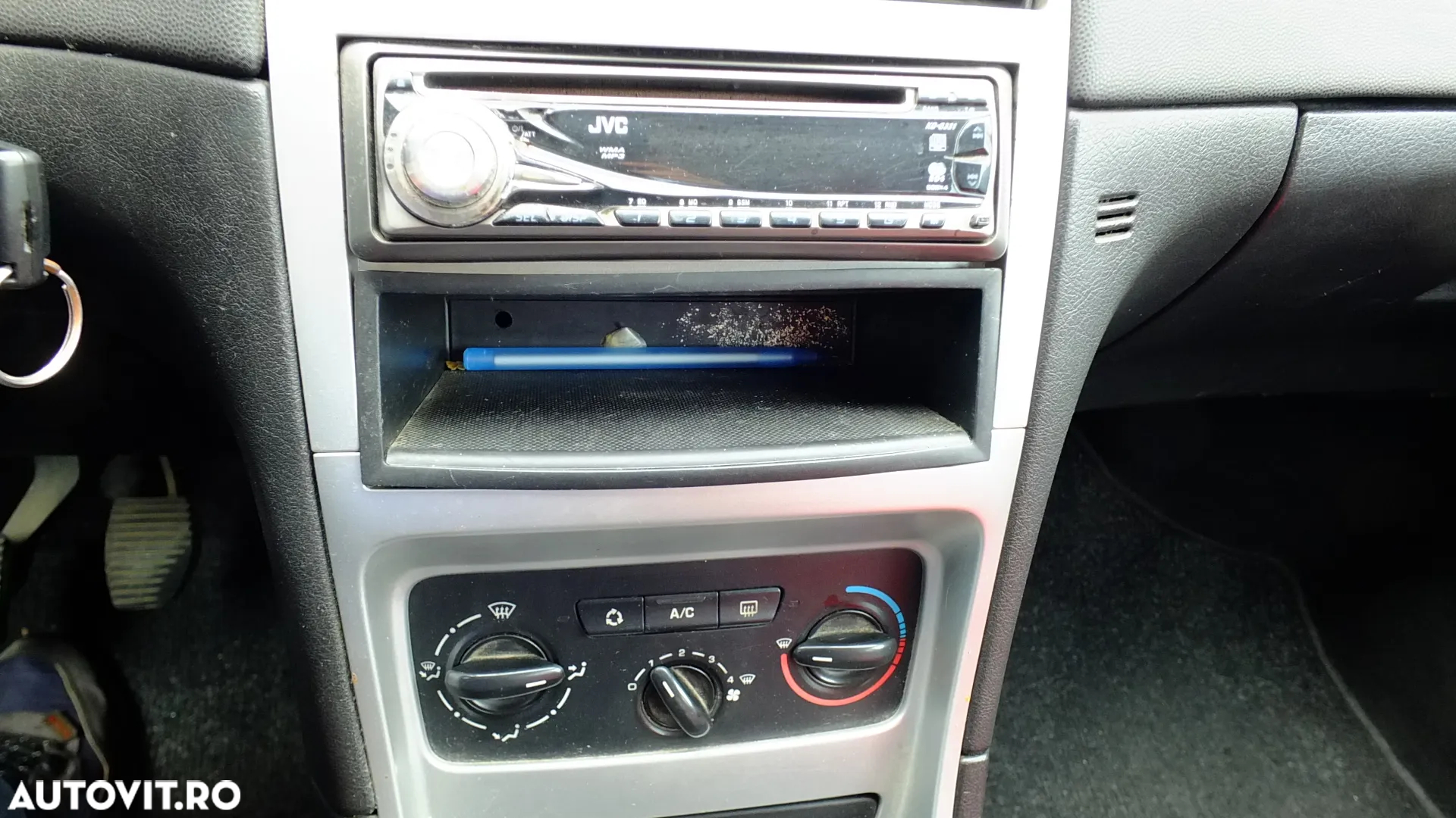 Peugeot 307 1.6HDi XS - 10