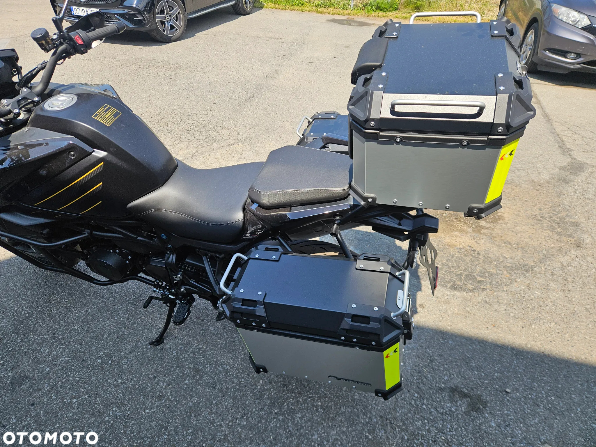 QJMOTOR 900 S - 10
