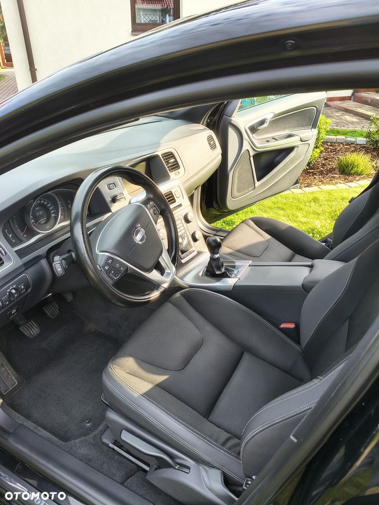 Volvo V60 D3 Summum - 5