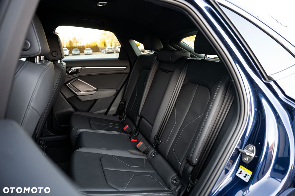 Audi Q3 35 TDI S tronic - 14