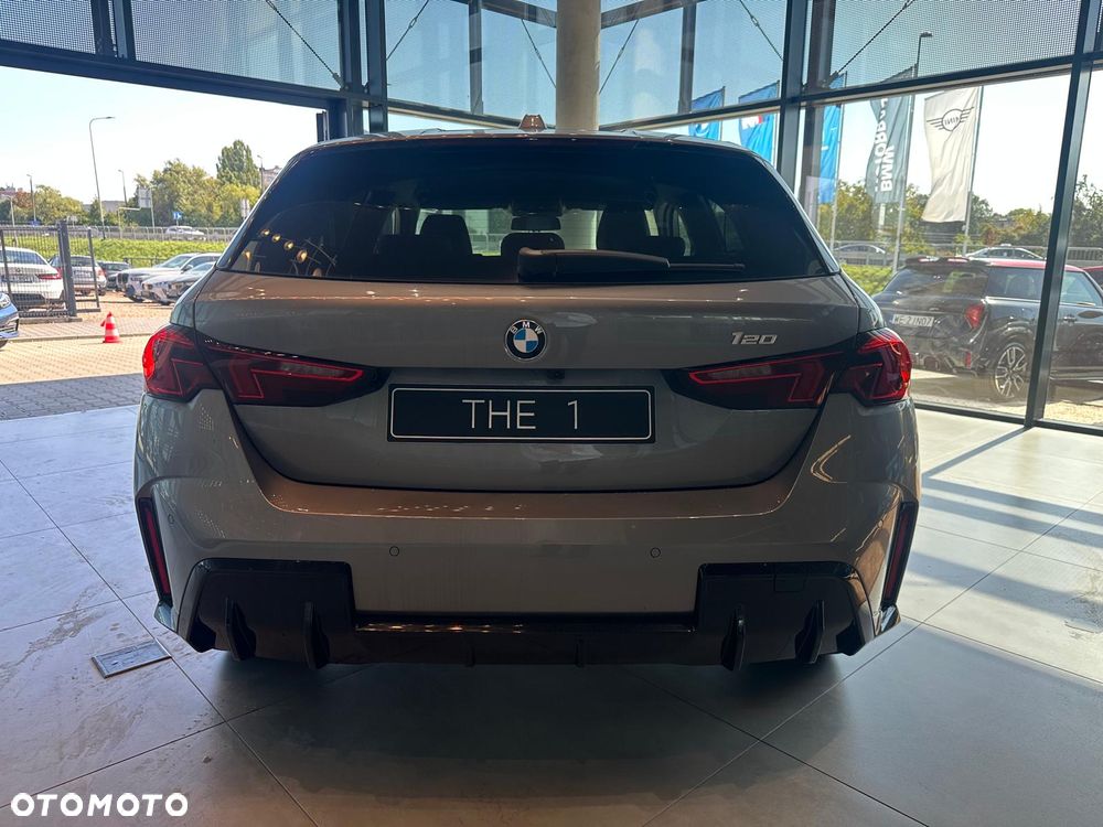 BMW Seria 1 120 - 6