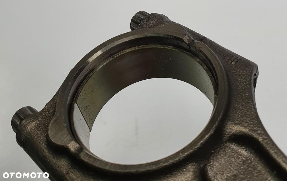 TŁOK KORBOWÓD VOLVO V40 II 2.0 D 81L123 - 3