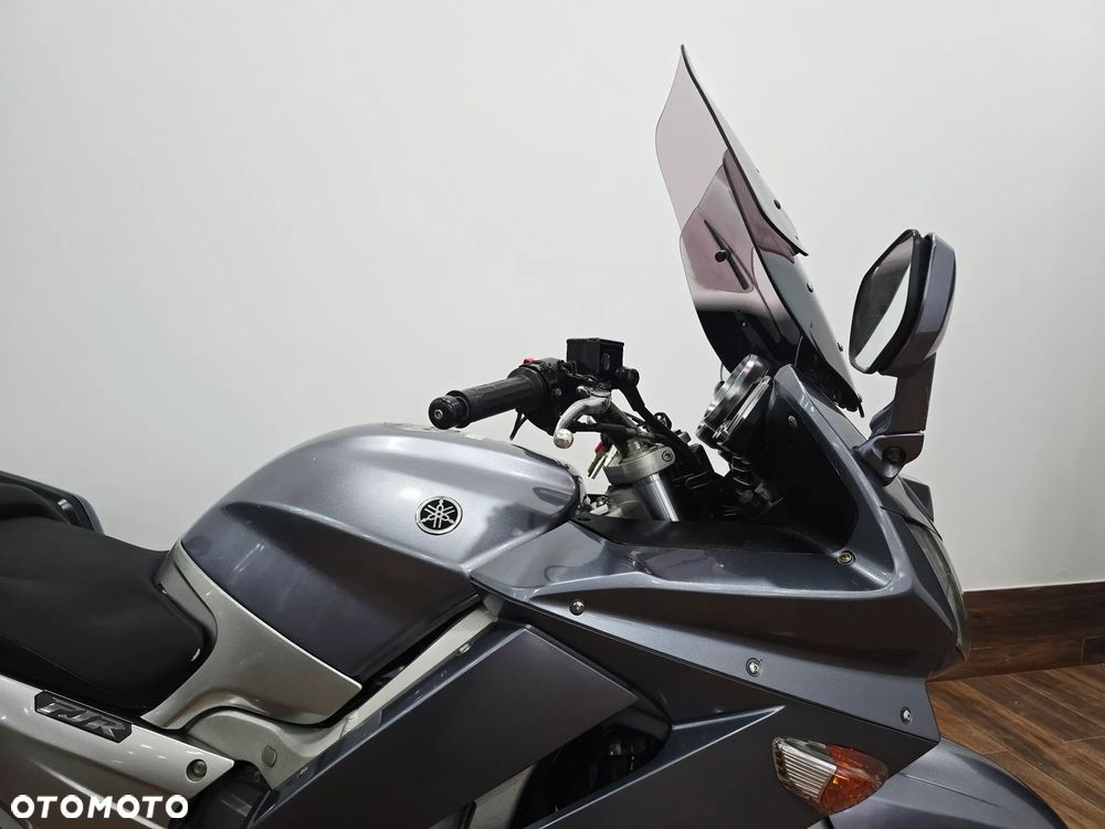 Yamaha FJR - 19