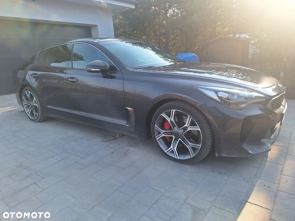 Kia Stinger 3.3 T-GDI V6 GT AWD - 23