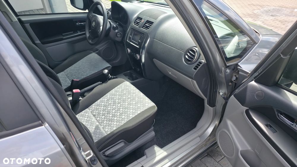 Suzuki SX4 2.0 DDiS Premium 4WD - 9