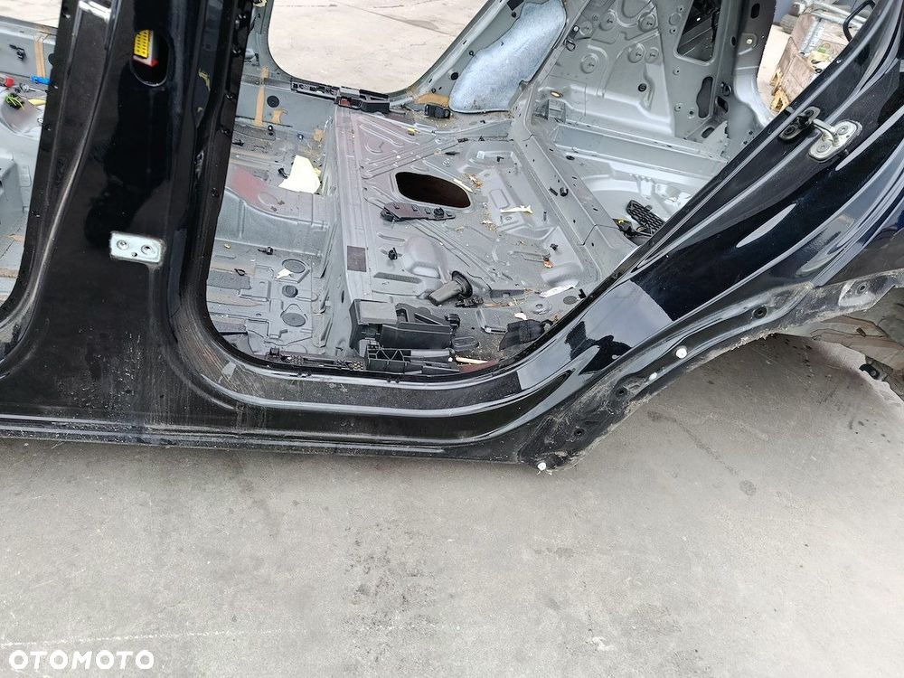PRÓG LEWY OPEL GRANDLAND X Z22T - 4
