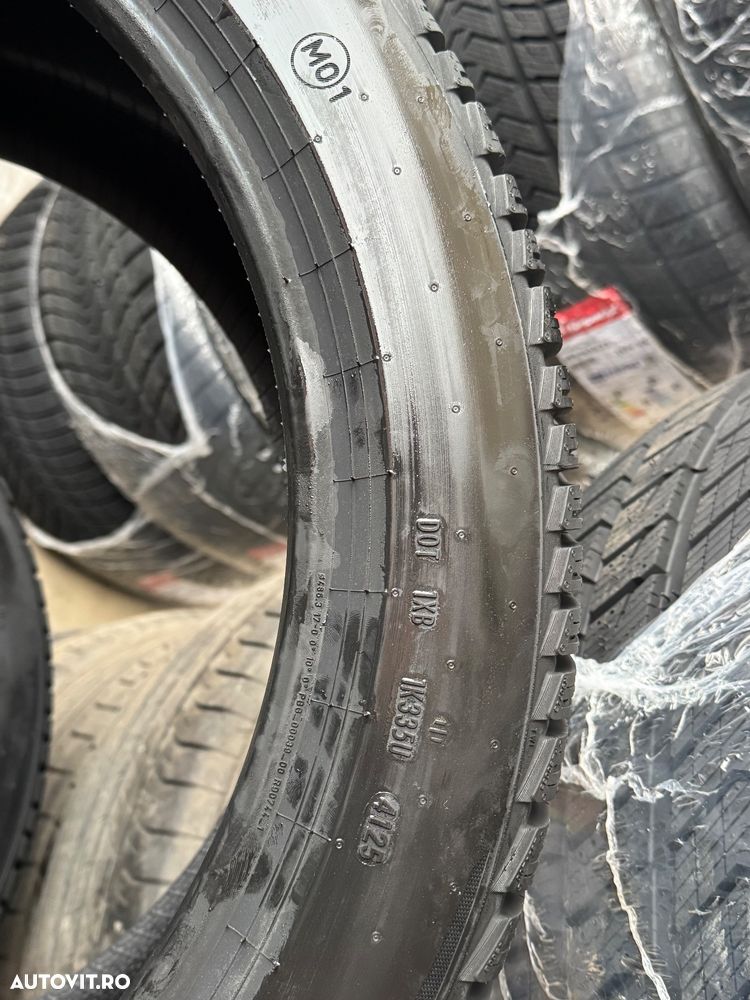 Vând 4 anvelope 265/40/19 Pirelli de iarnă noi - 4