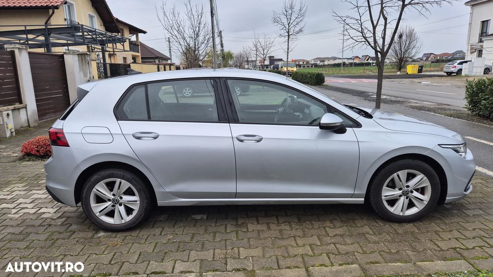 Volkswagen Golf 1.0 eTSI DSG MHEV Life - 7