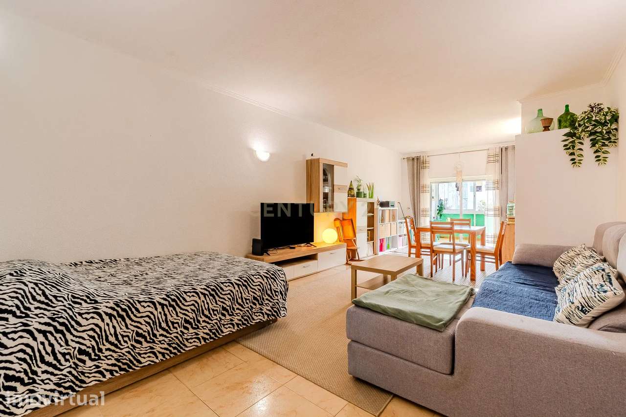 Apartamento T1+2 com Terraço Amplo em Albufeira - Grande imagem: 3/36