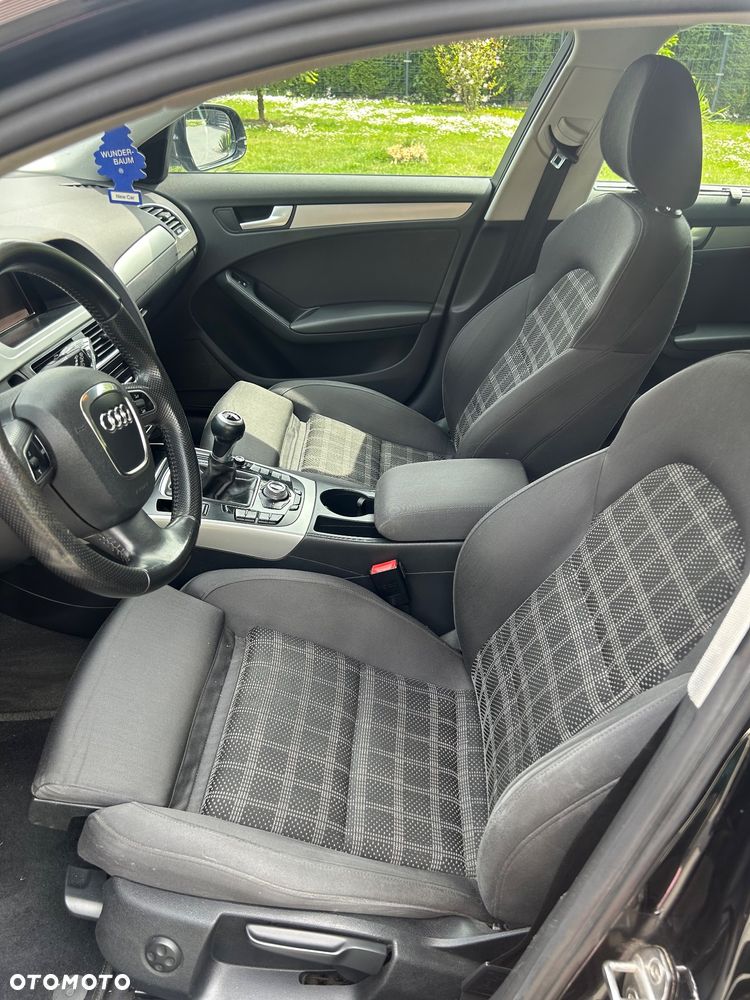 Audi A4 Avant 2.0 TDI - 19