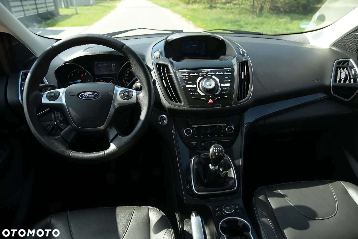 Ford Kuga 2.0 TDCi AWD ST-Line Black - 25