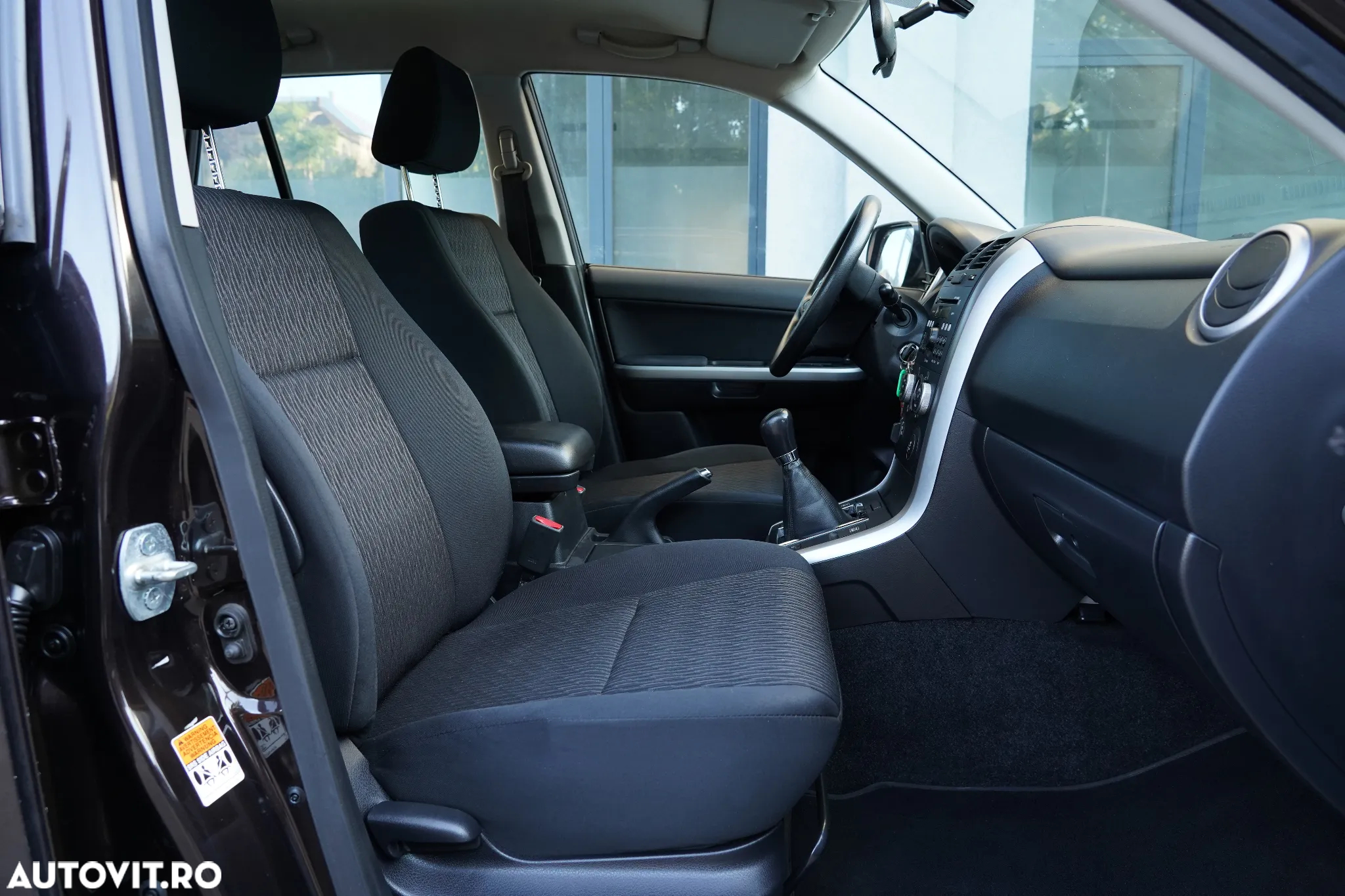 Suzuki Grand Vitara 1.9 DDiS X30 - 8