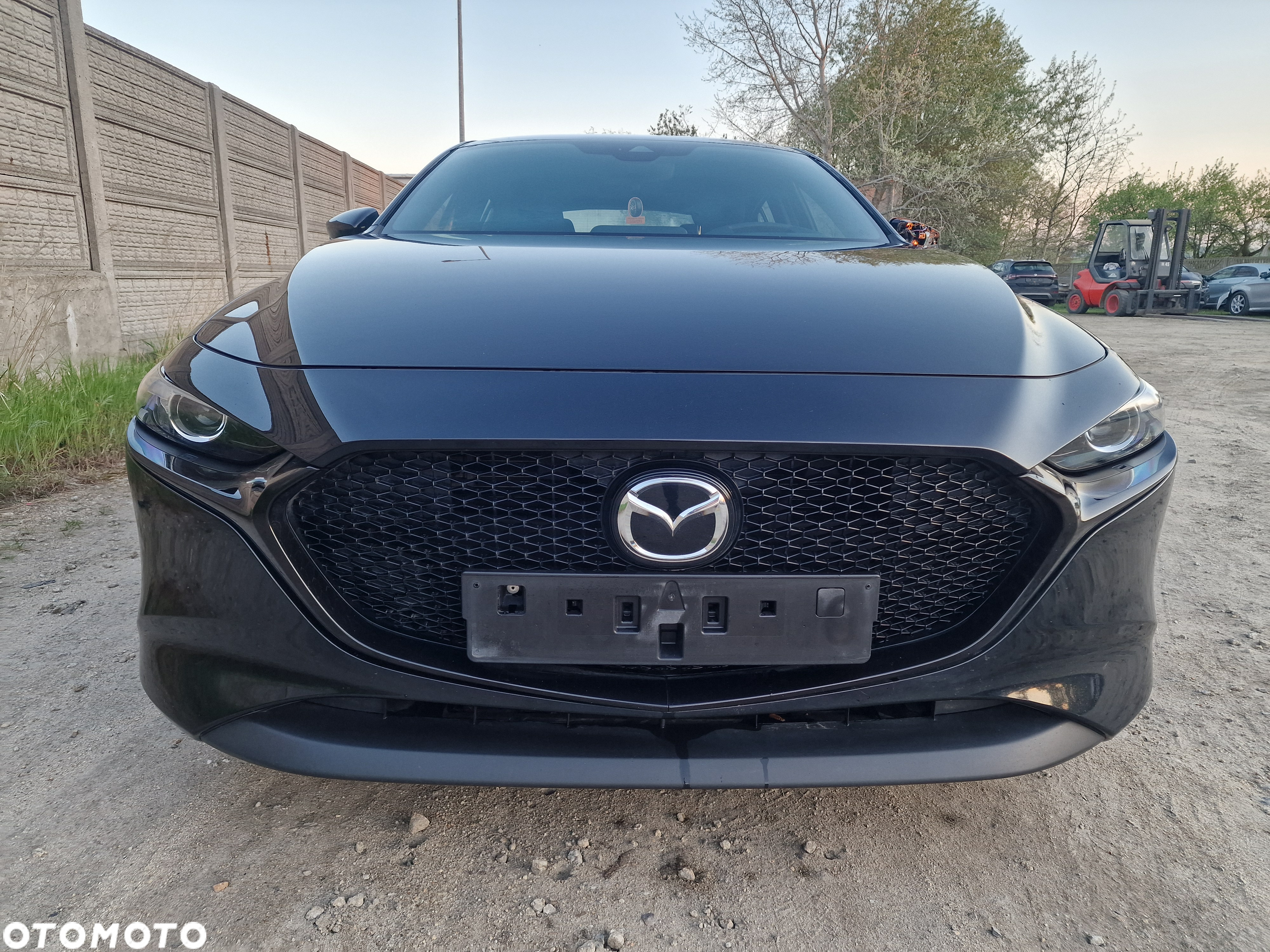 Mazda 3 e-SKYACTIV-G 2.0 M HYBRID - 21