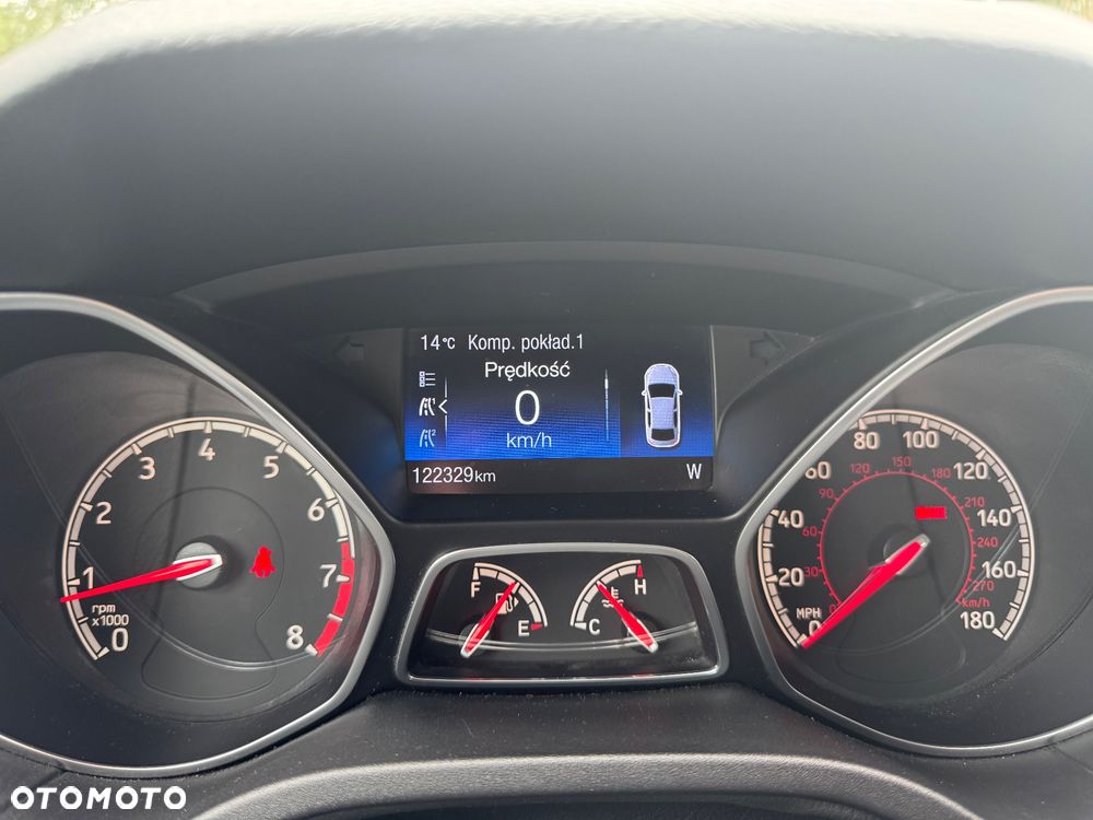 Ford Focus ST - 15