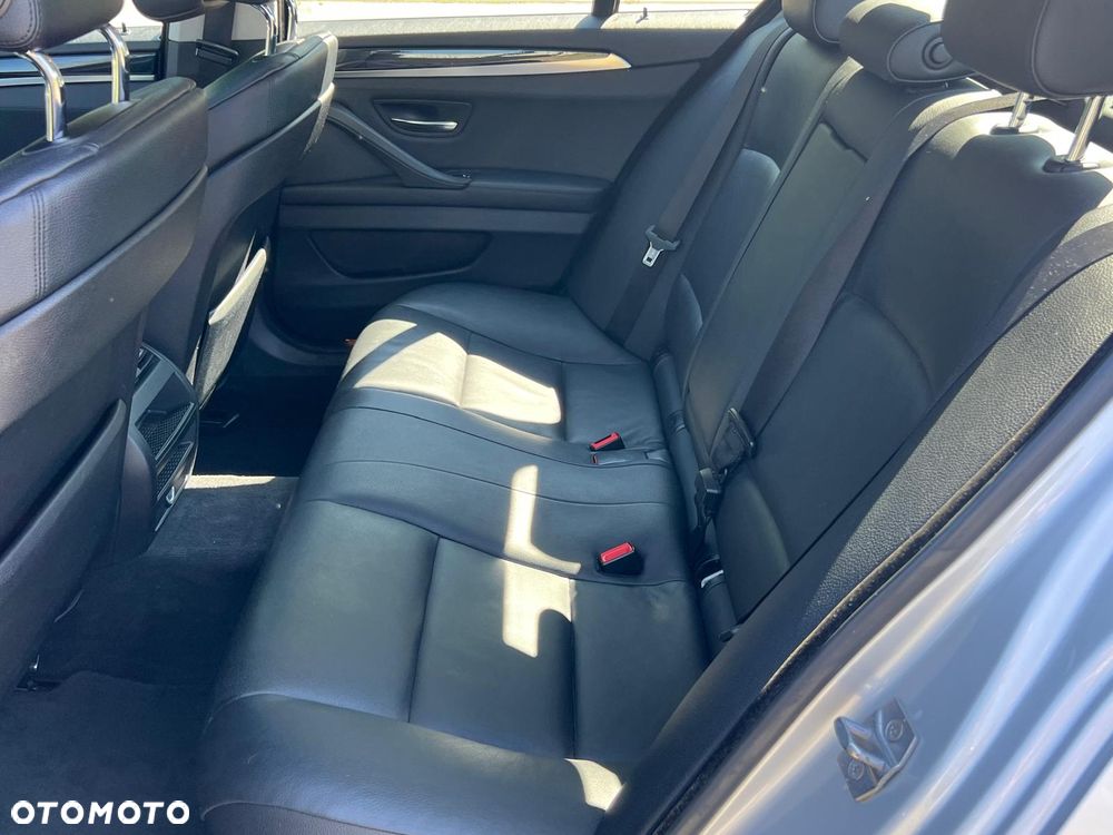 BMW Seria 5 - 30