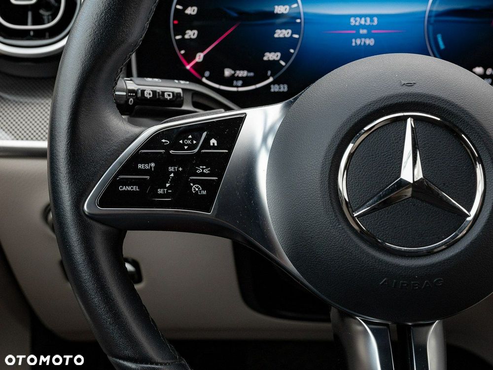 Mercedes-Benz GLC - 16