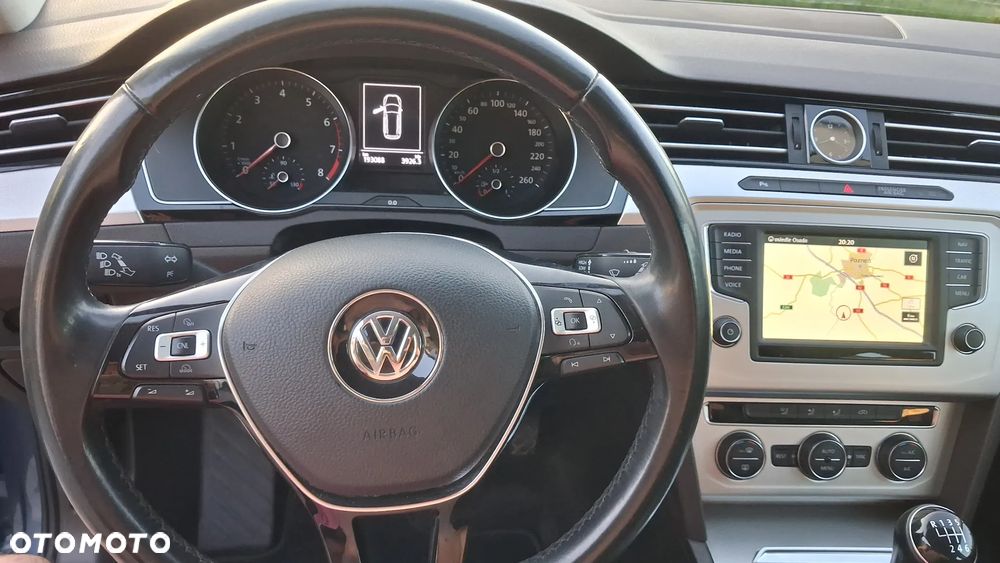 Volkswagen Passat 1.4 TSI BMT ACT Comfortline - 25