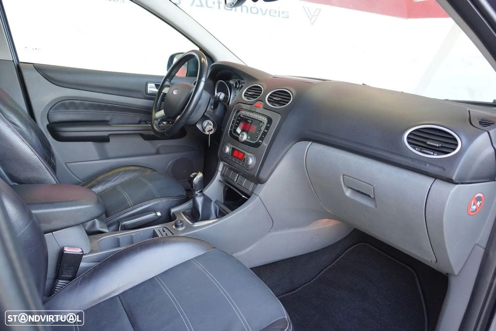 Ford Focus 1.6 TDCi Ghia - 13