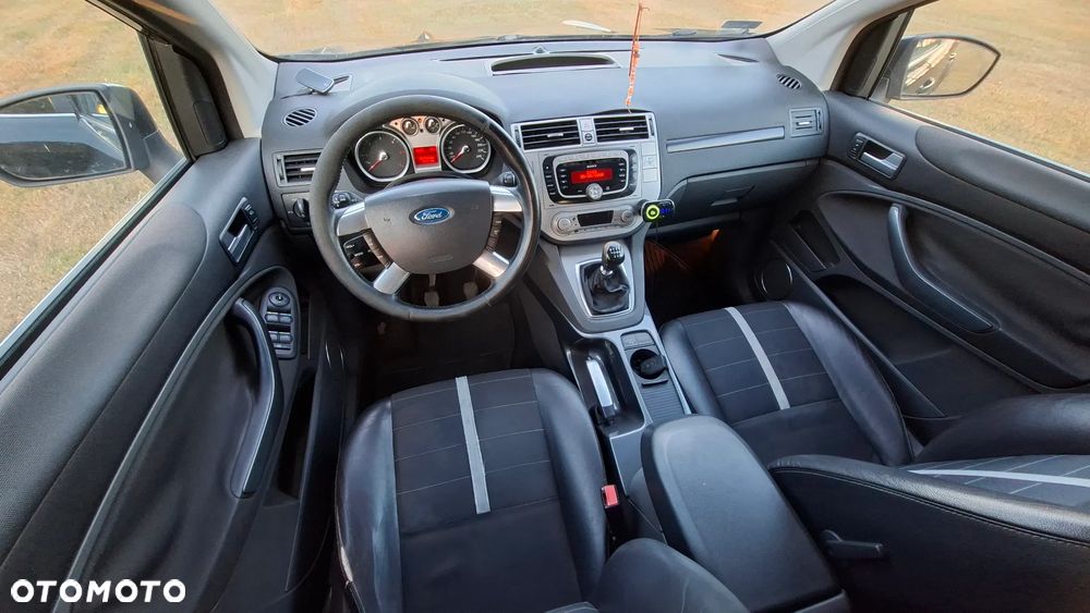 Ford Kuga 2.0 TDCi Titanium - 5