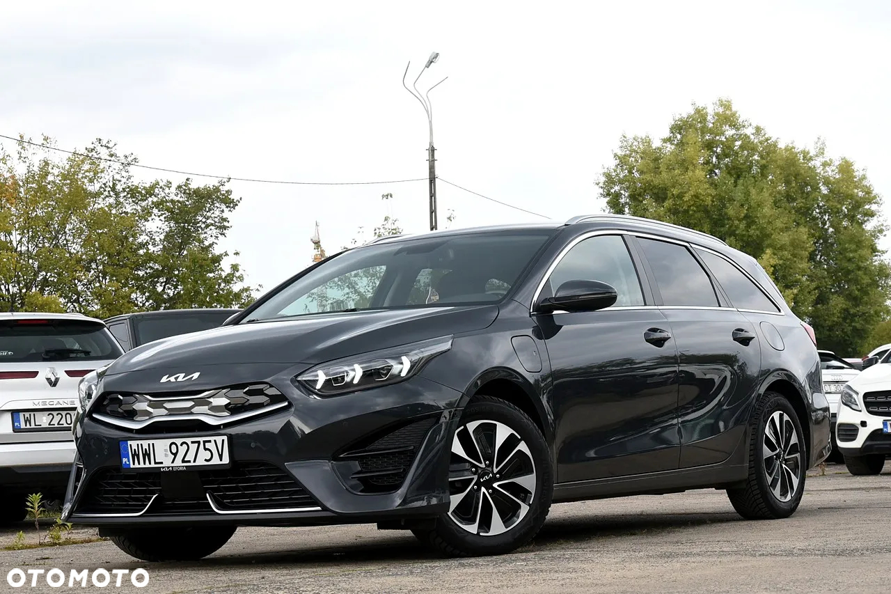 Kia Ceed SW 1.6 GDI DCT OPF Plug-in-Hybrid Platinum Edition - 3
