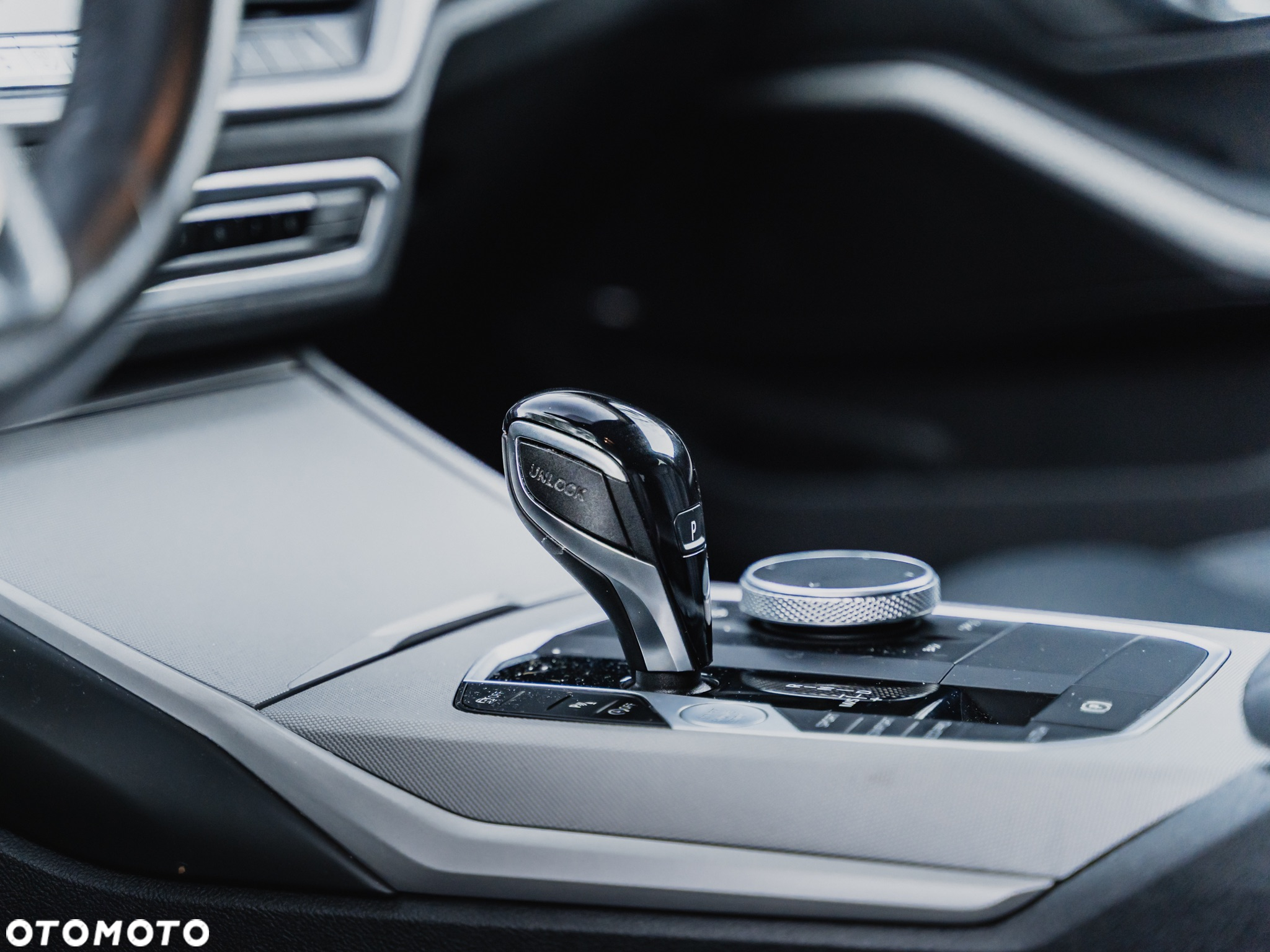 BMW Seria 3 318i - 15
