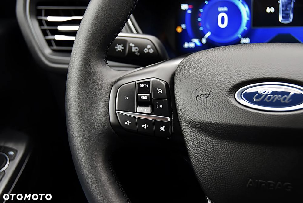 Ford Kuga 2.5 FHEV FWD Titanium - 34