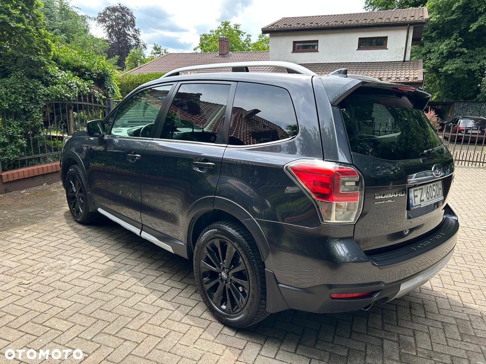 Subaru Forester 2.0 XT Platinum Lineartronic - 24