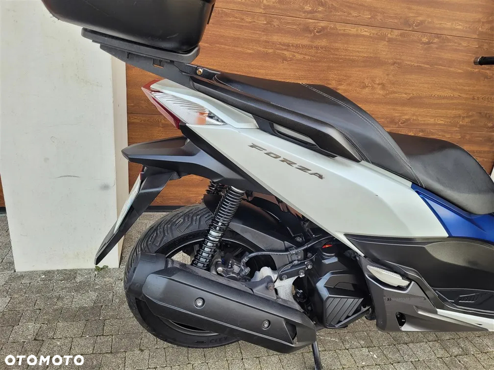 Honda NSS - 27
