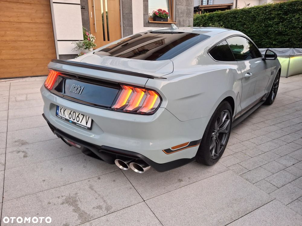Ford Mustang - 6