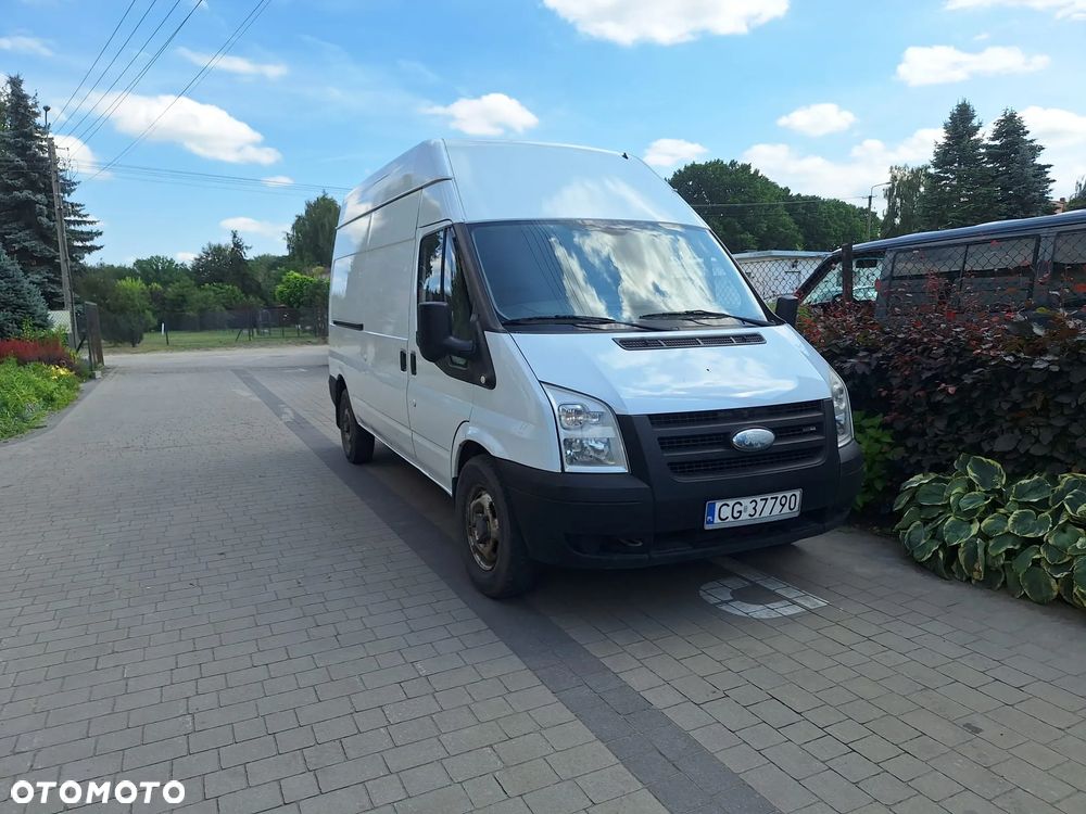 Ford Transit - 1
