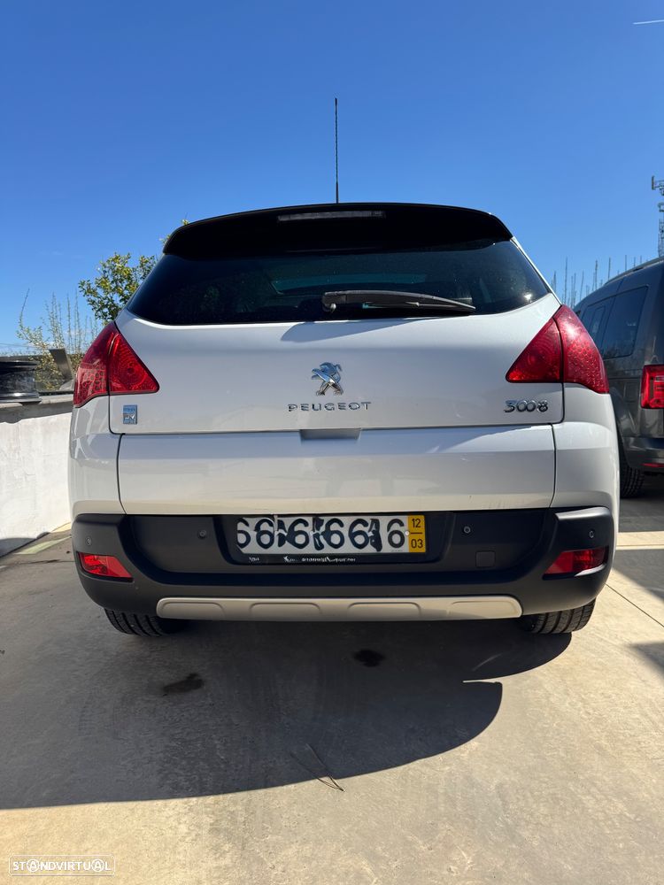 Peugeot 3008 2.0 HDi Hybrid4 - 3