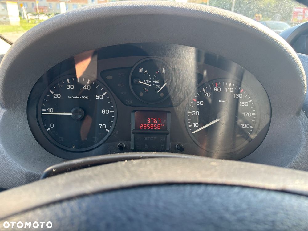 Peugeot Expert - 8