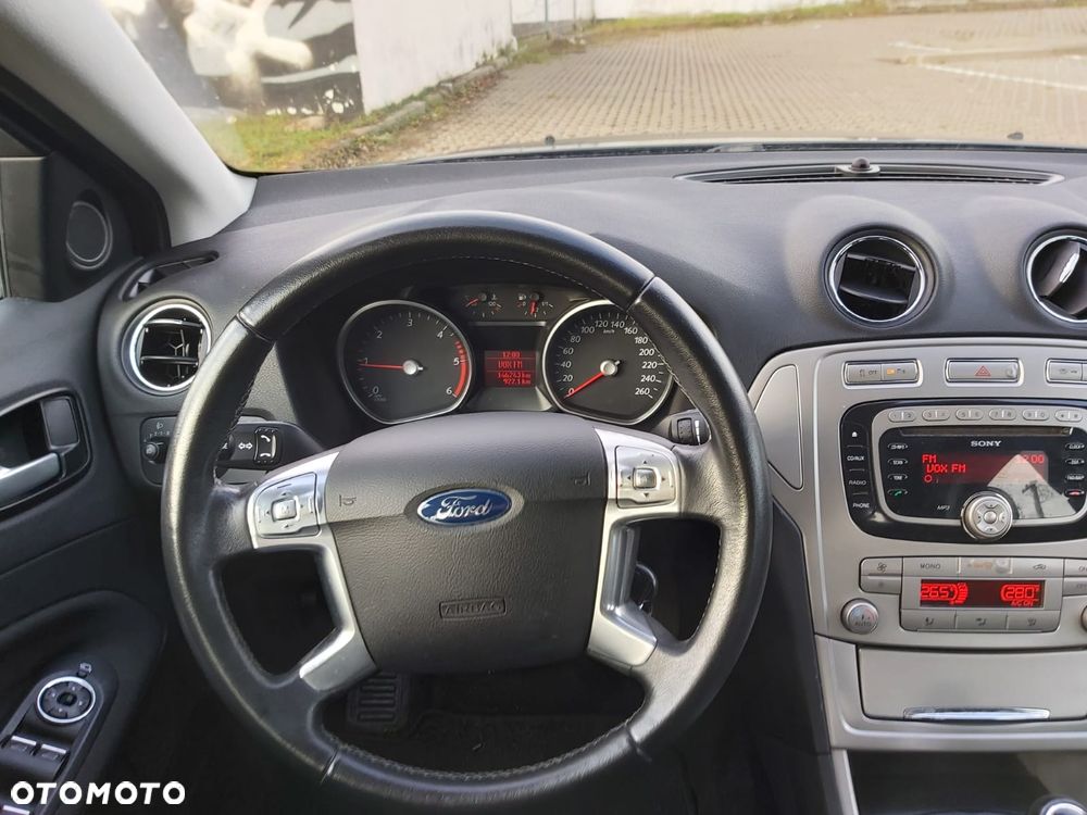 Ford Mondeo 1.8 TDCi Trend - 34