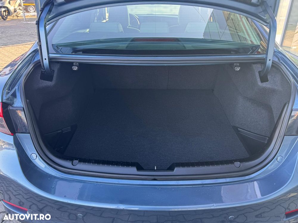 Mazda 6 CD175 AT Revolution Top - 7