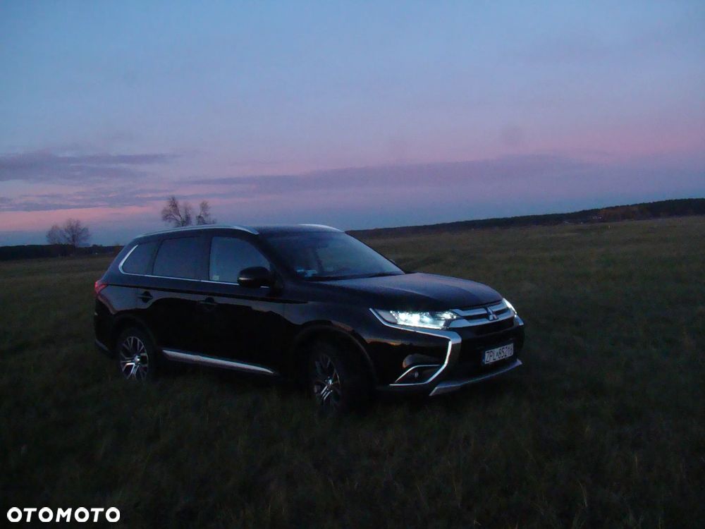 Mitsubishi Outlander 2.0 Intense + 4WD CVT - 6