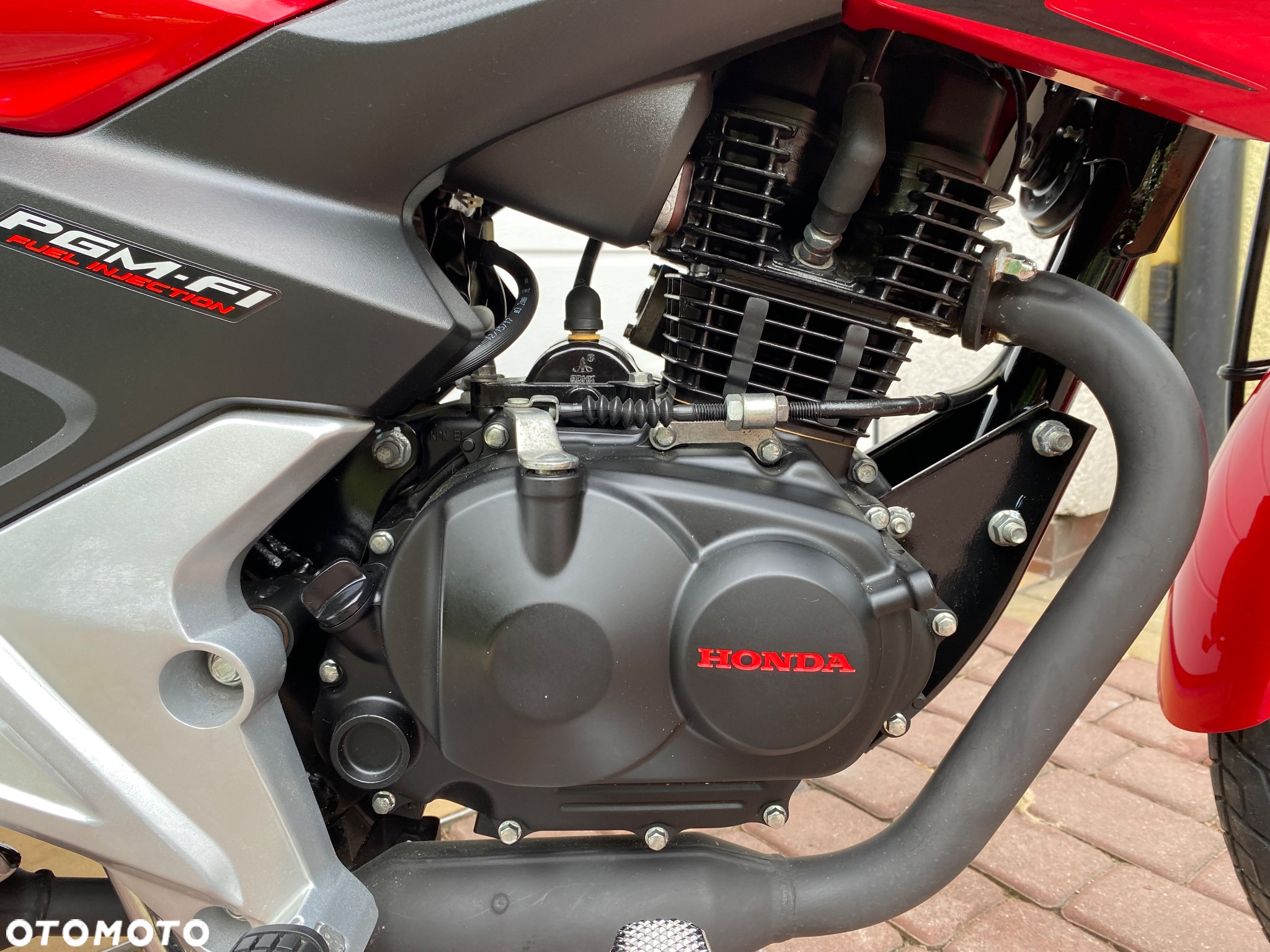Honda CBF - 16