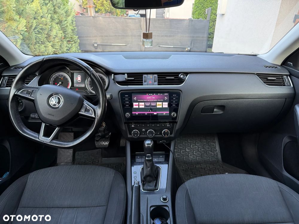 Skoda Octavia 2.0 TDI SCR 4x4 Style DSG - 7