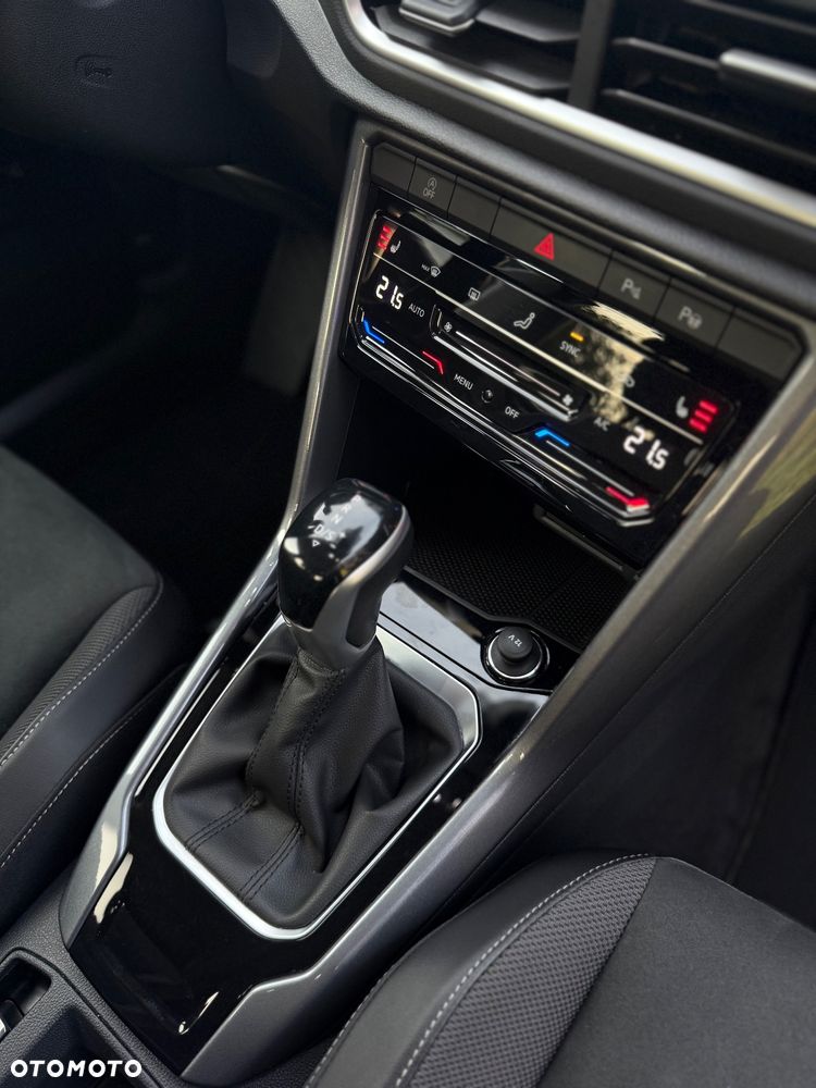 Volkswagen T-Roc 1.5 TSI Style DSG - 23