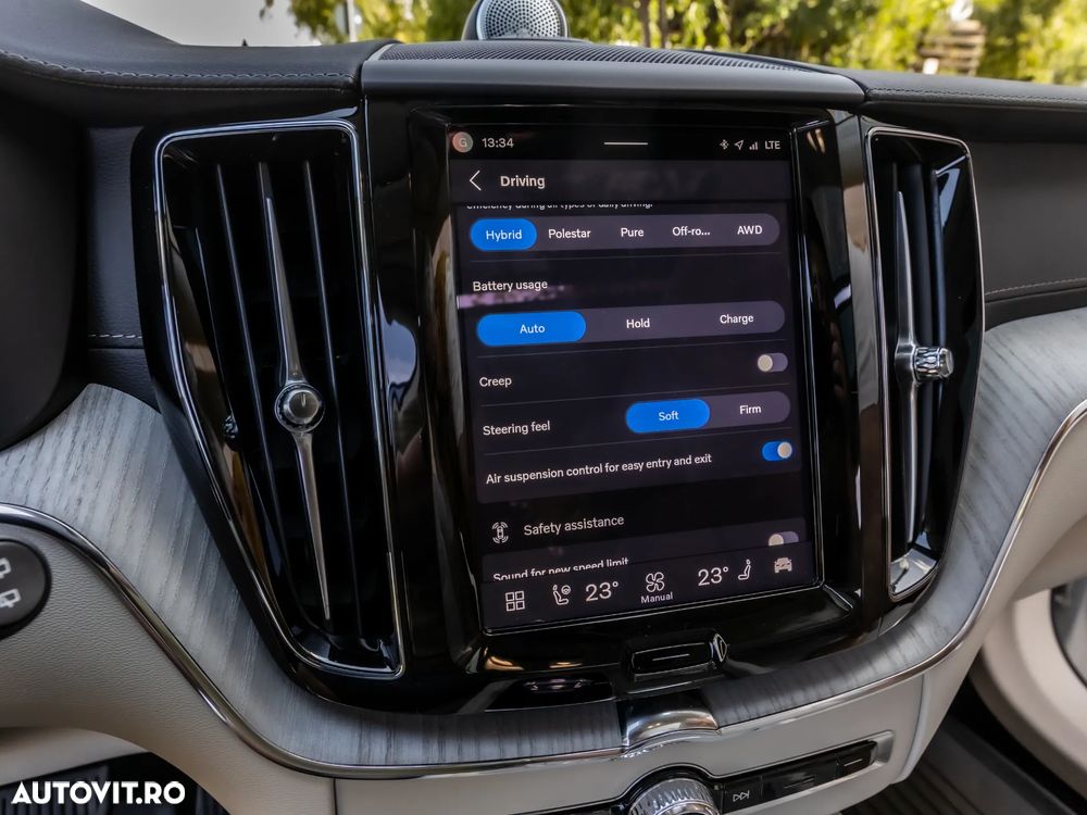 Volvo XC 60 T8 AWD AT PHEV Ultra Dark - 27
