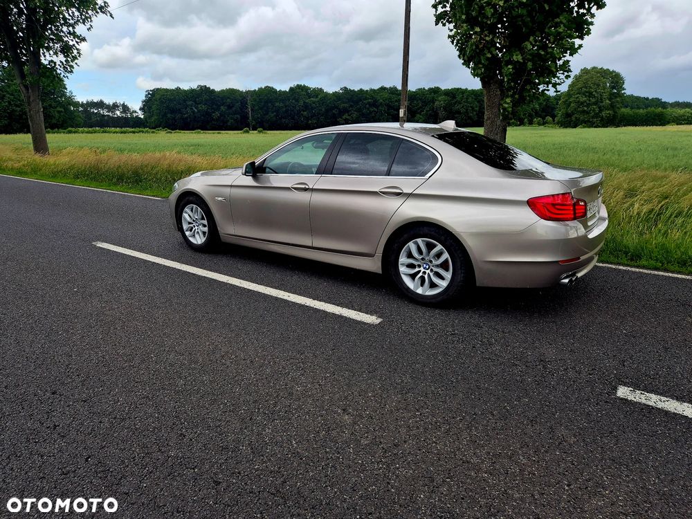 BMW Seria 5 520d - 6
