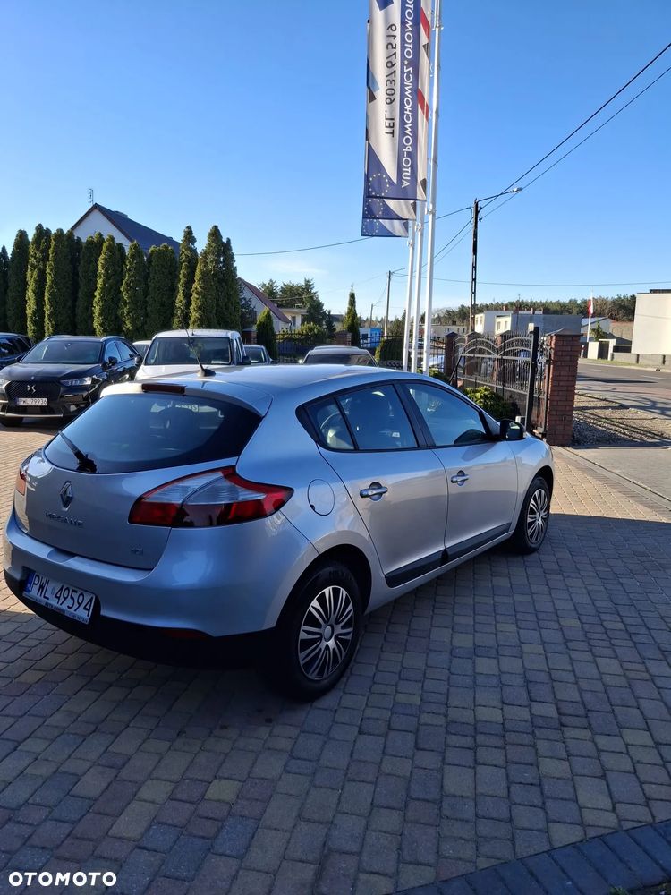 Renault Megane - 7