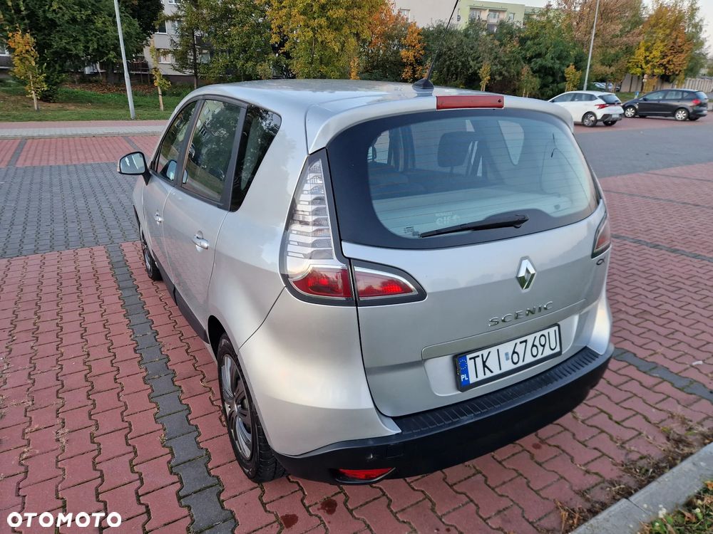 Renault Scenic - 11