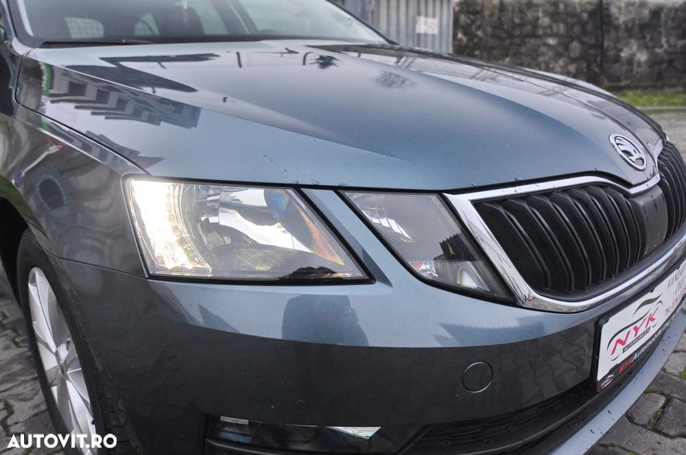Skoda Octavia 1.5 TSI ACT DSG Ambition - 9