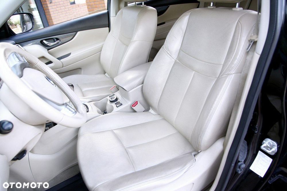 Nissan X-Trail 1.6 DCi Tekna 4WD - 17