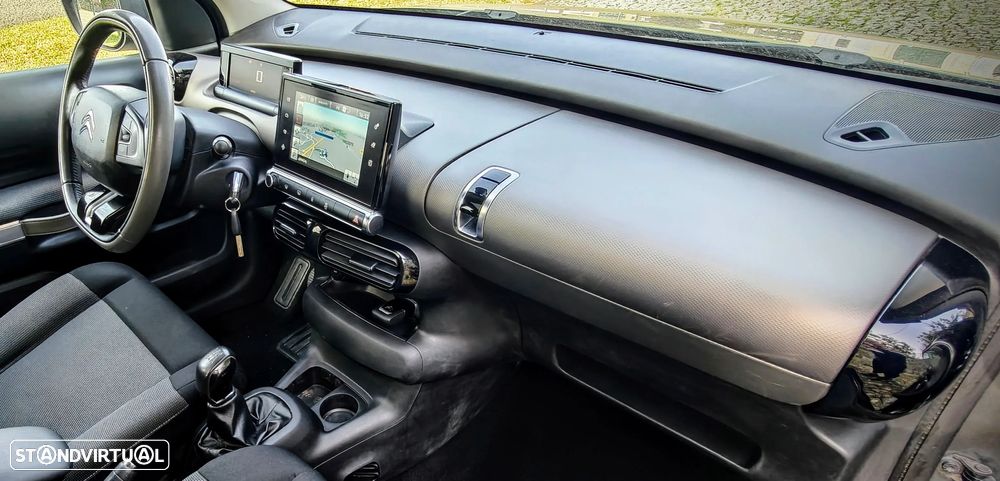 Citroën C4 Cactus 1.6 BlueHDi Shine Ed.Midnight - 17