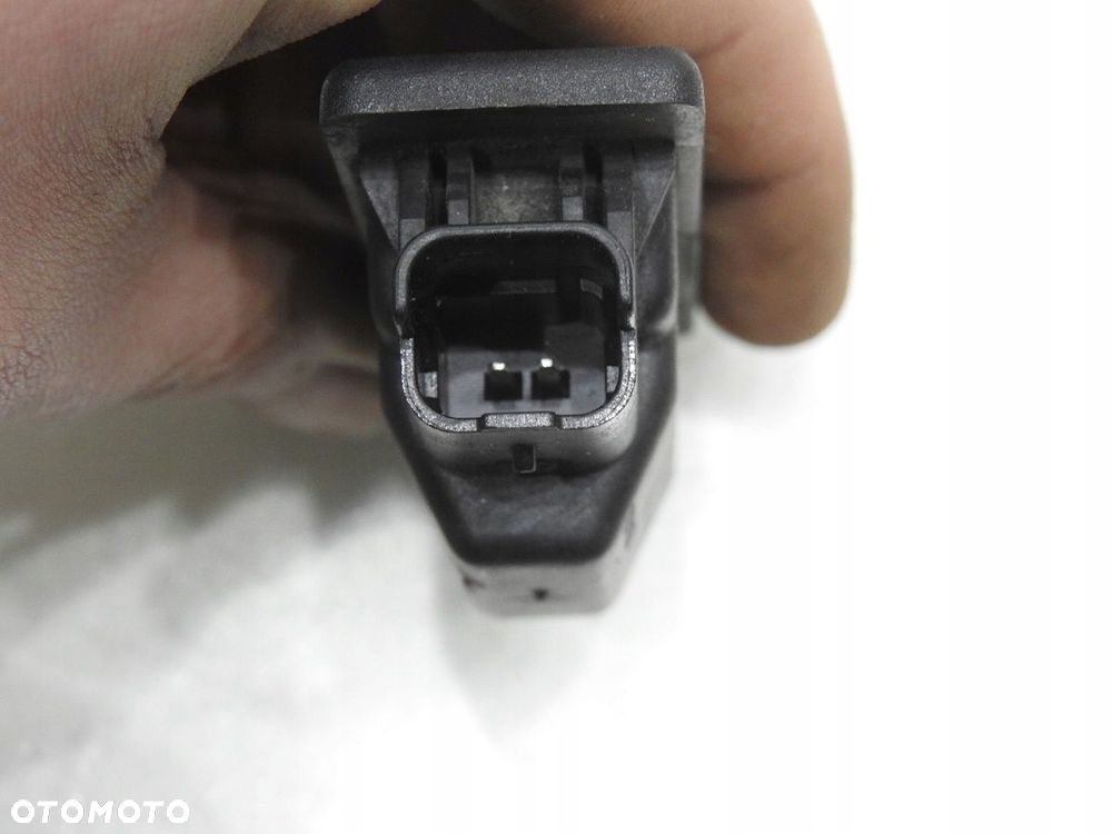 LAMPKA TABLICY REJESTRACYJNEJ CITROEN C4 PICASSO I - 5