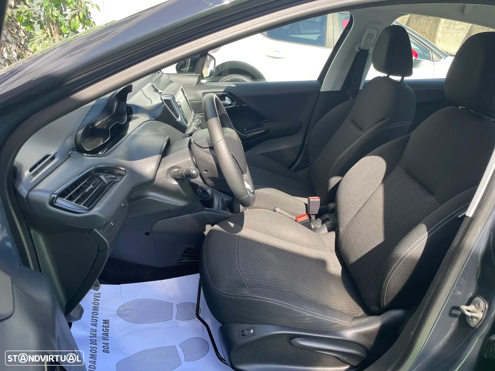 Peugeot 208 1.2 VTi Active - 8
