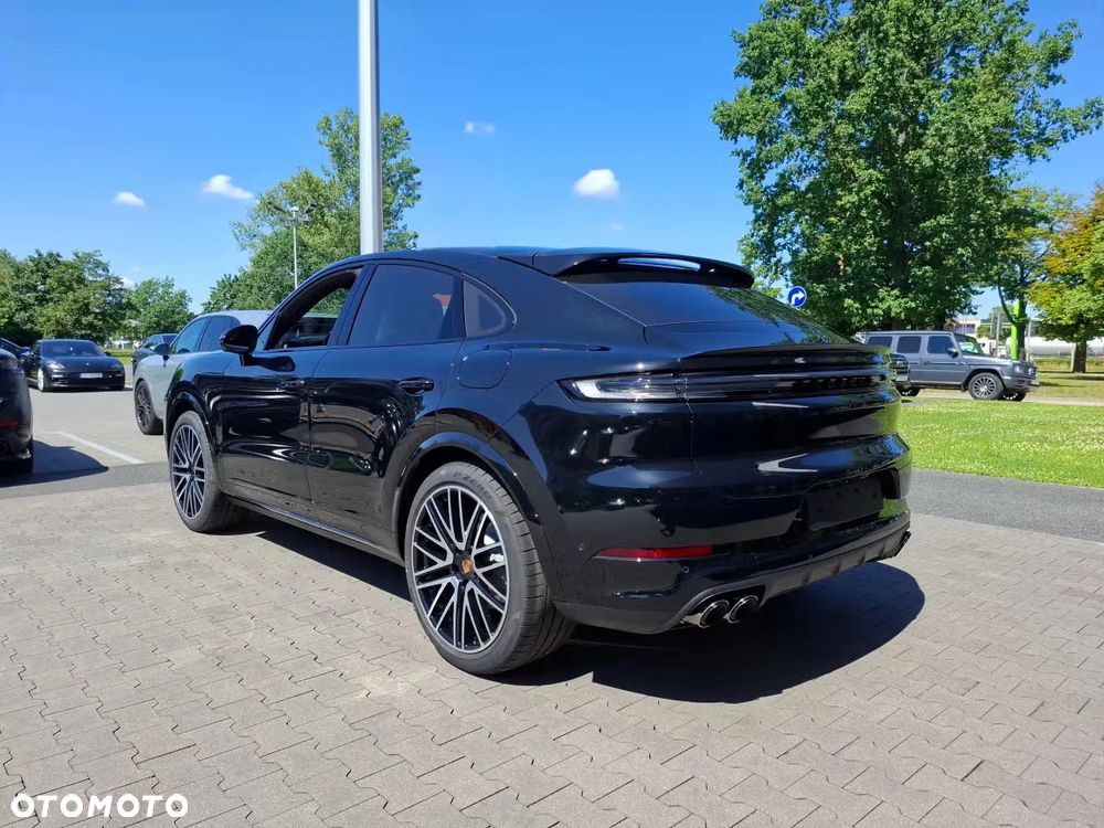 Porsche Cayenne E-Hybrid PHEV Black Edition - 10