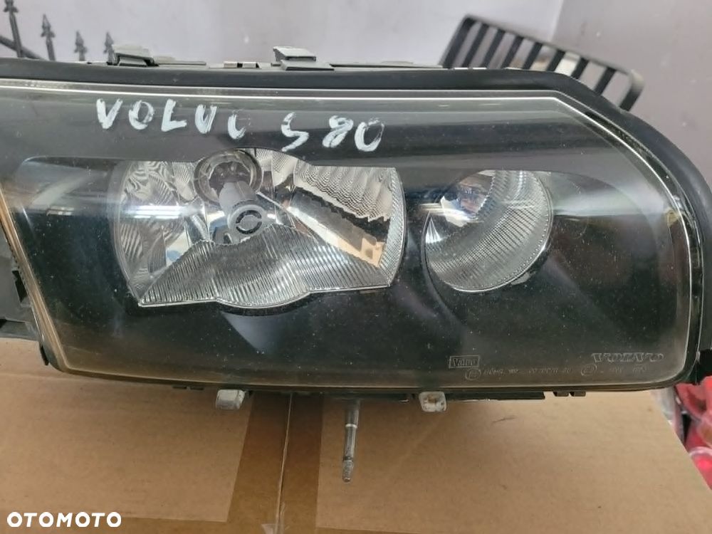 Lampa przednia PRAWA Volvo s80 - 2