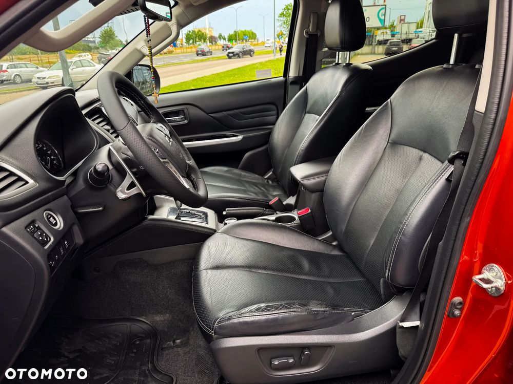 Mitsubishi L200 2.2 d DC Instyle Plus - 19